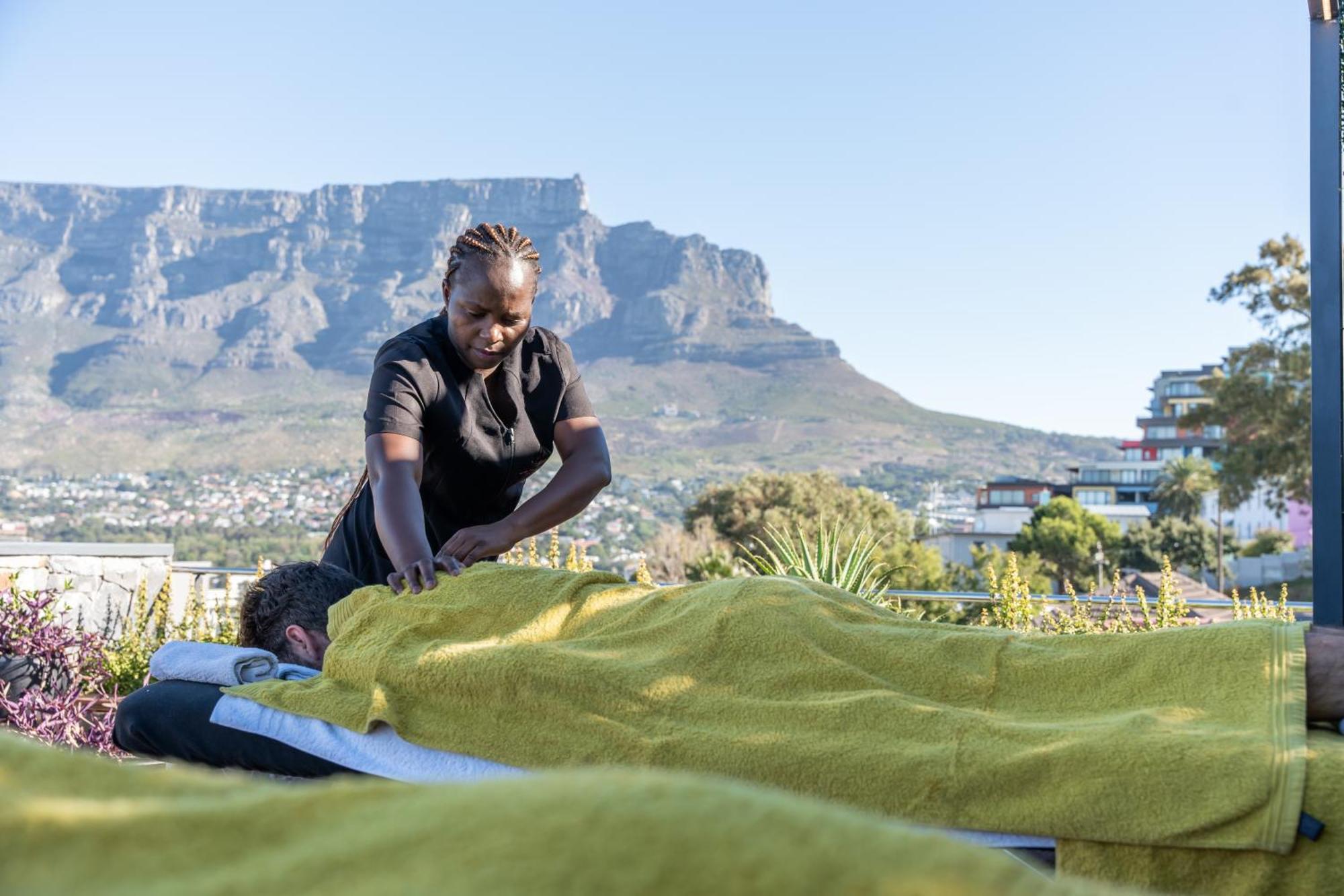 The Lookout - Panoramic 4 Bedroom House With Free Wifi And Pool Cape Town Eksteriør bilde